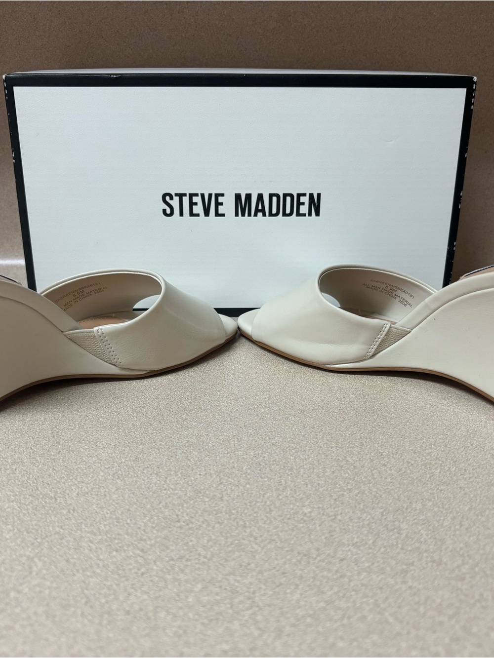 Steve Madden Off-White / Cream Open-Toe Wedge Mule Sandals - Picture 4 of 5